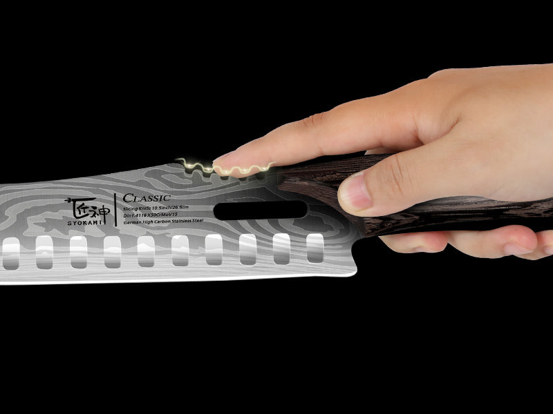 SYOKAMI 10.5-inch Butcher Breaking Knife: A deliberate point of contact.