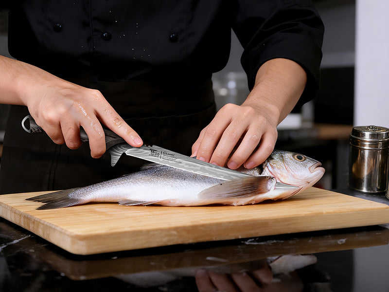 SYOKAMI Classic Fillet Knife: Prepare whole fish.