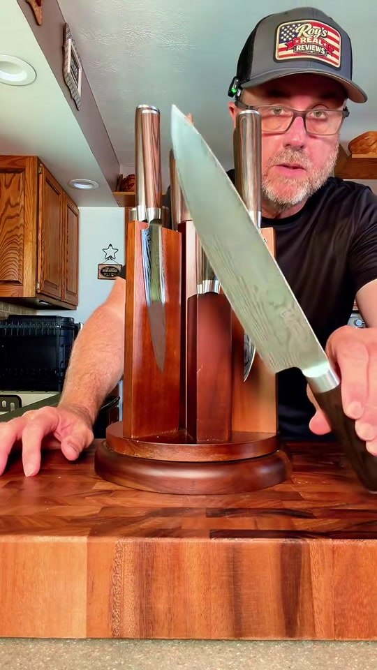 @roy_mccarty_2 demonstrating 360° Magnetic Block Set